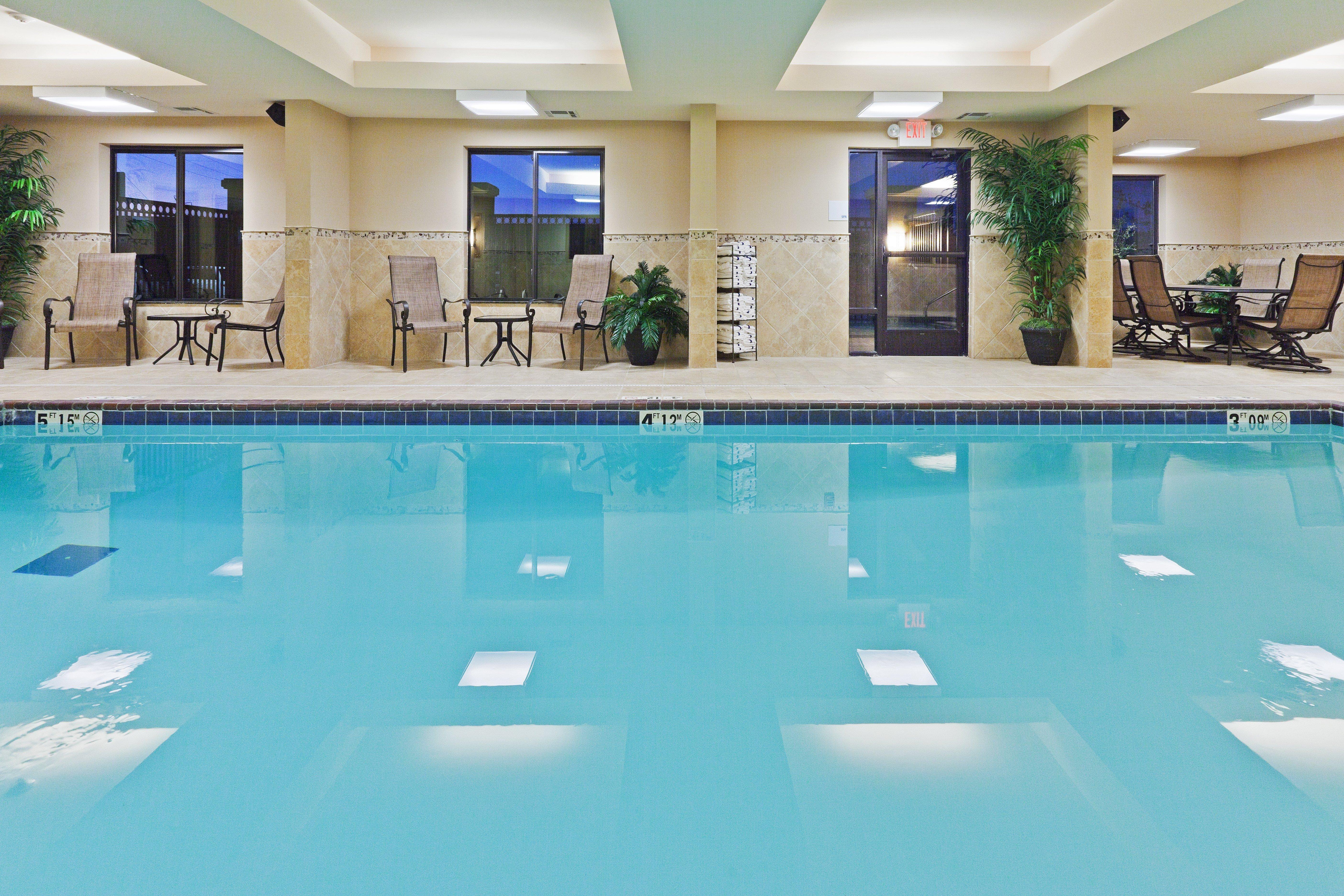 Holiday Inn Express & Suites Poteau By Ihg Exterior foto